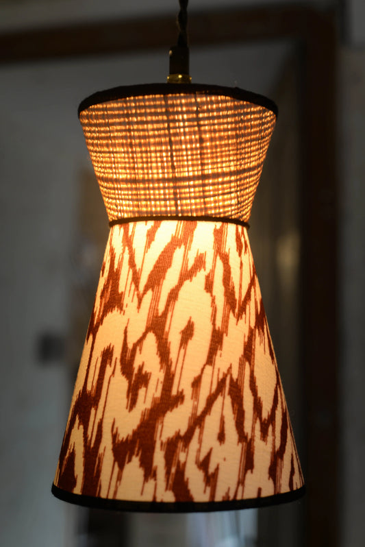 Suspension baladeuse diabolo motif Ikat rouille - Lumière à tous les Etages