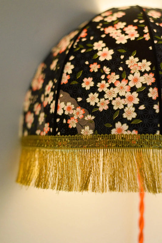 Applique murale originale papier japonais et franges dorées - Lumière à tous les Etages