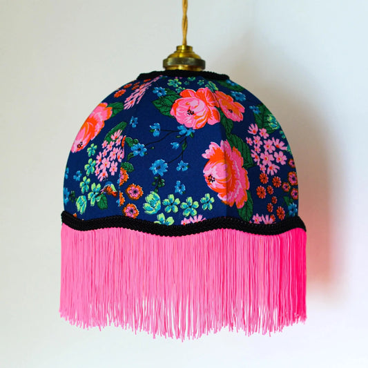 Baladeuse vintage tissu fleuri/franges roses