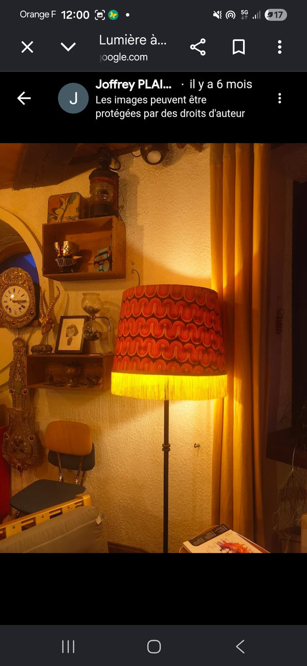 photo d'un abat jour esprit seventies 