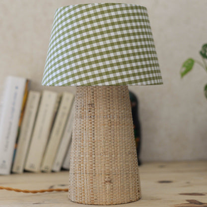 Lampe d'appoint artisanale vichy vert et blanc. Fabrication artisanale en Bretagne