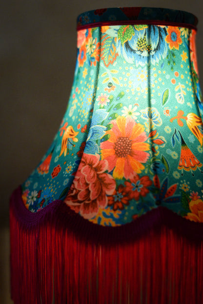 petit abat-jour pagode à franges vintage aux couleurs vibrantes. Tissu de velours. Fabrication artisanale rennes